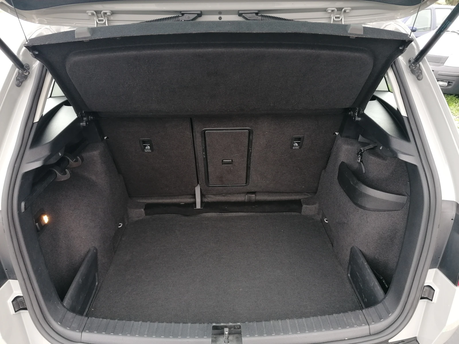 Skoda Karoq 2.0 TDI 4X4  | Mobile.bg — изображение 15