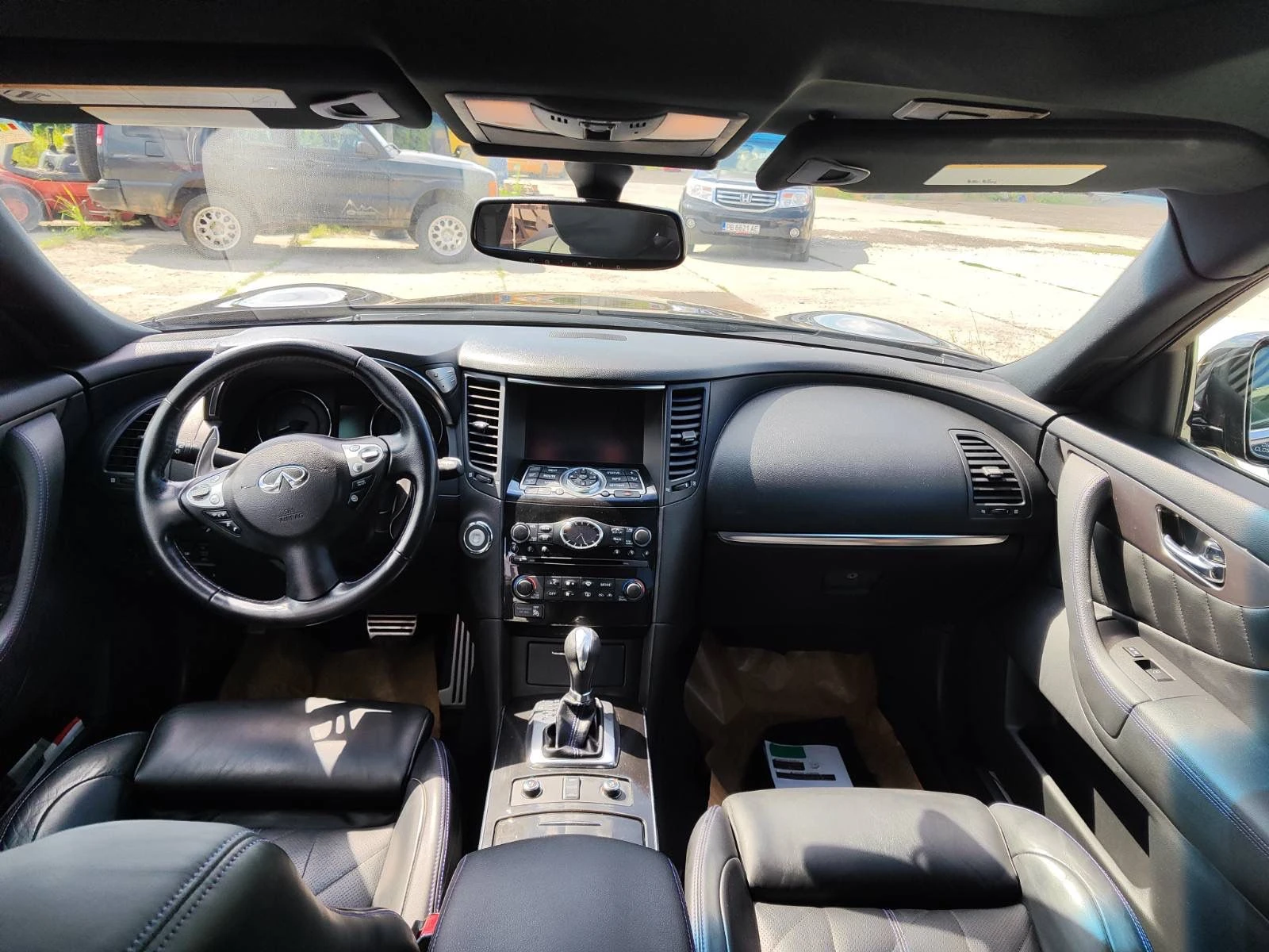 Infiniti QX70  - изображение 3