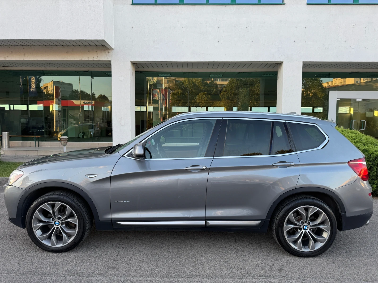 BMW X3 x-Line 28i Xdrive - изображение 2