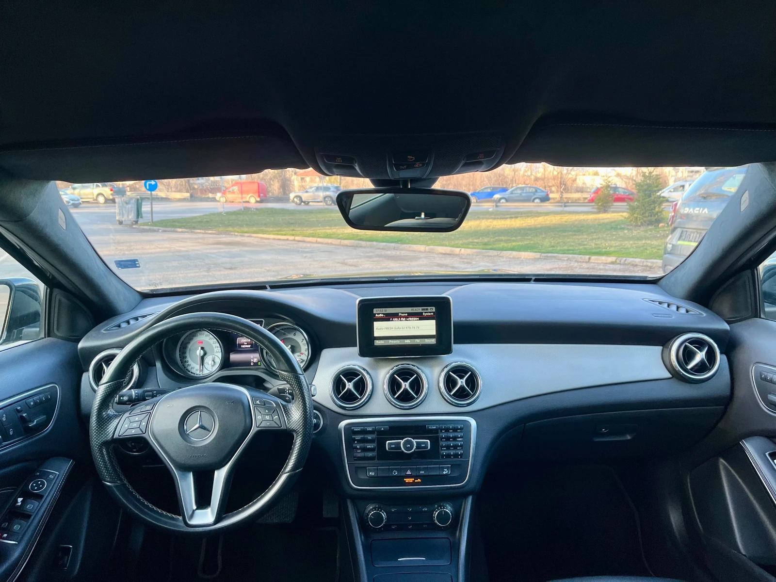 Mercedes-Benz GLA 250 4 matic, снимка 15 - Автомобили и джипове - 53180869