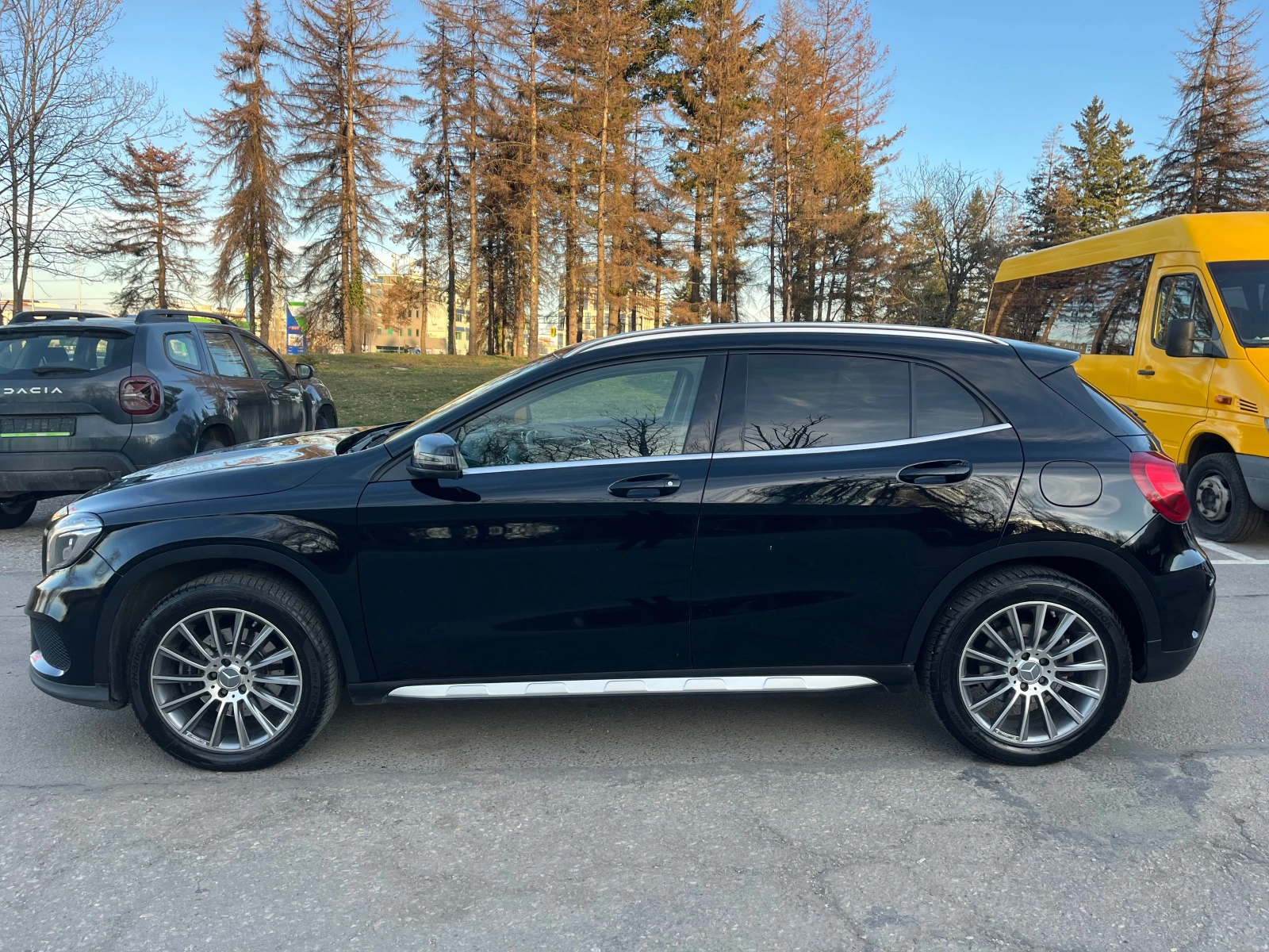 Mercedes-Benz GLA 250 4 matic, снимка 2 - Автомобили и джипове - 53180869