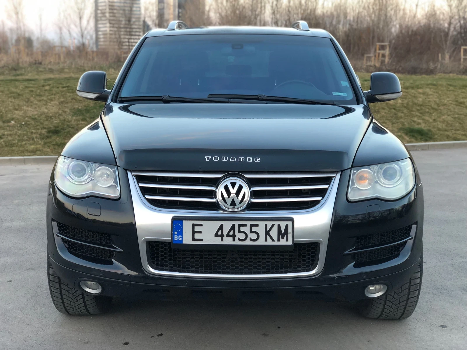VW Touareg 3.0 V6-Подгреви на седалки-Волан-Предно стъкло!!!