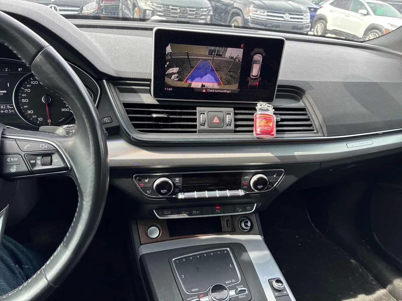 Audi Q5 Progressiv / LED / ОБДУХВАНЕ , снимка 9 - Автомобили и джипове - 54288685