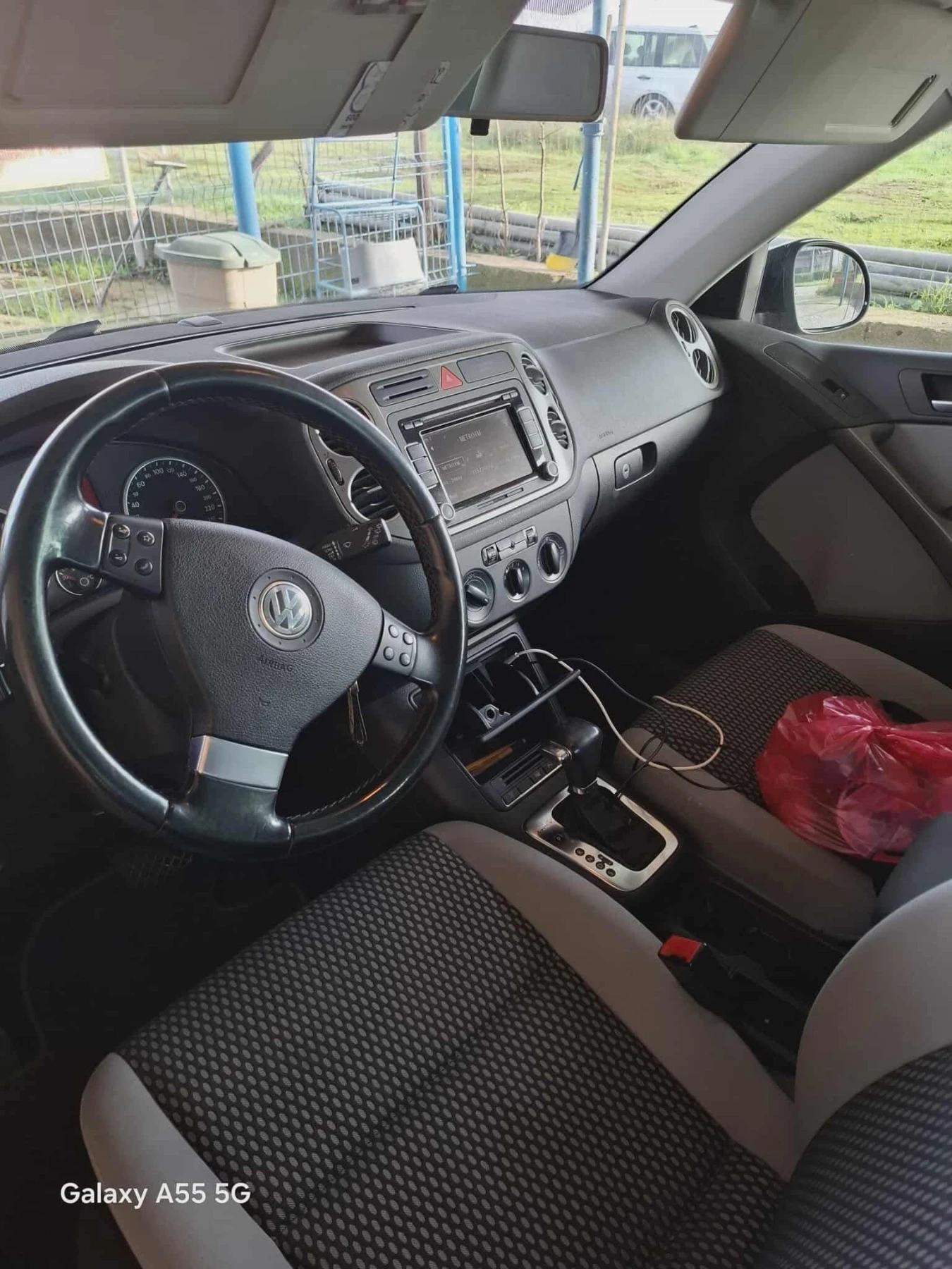 VW Tiguan 1, снимка 4 - Автомобили и джипове - 54359699