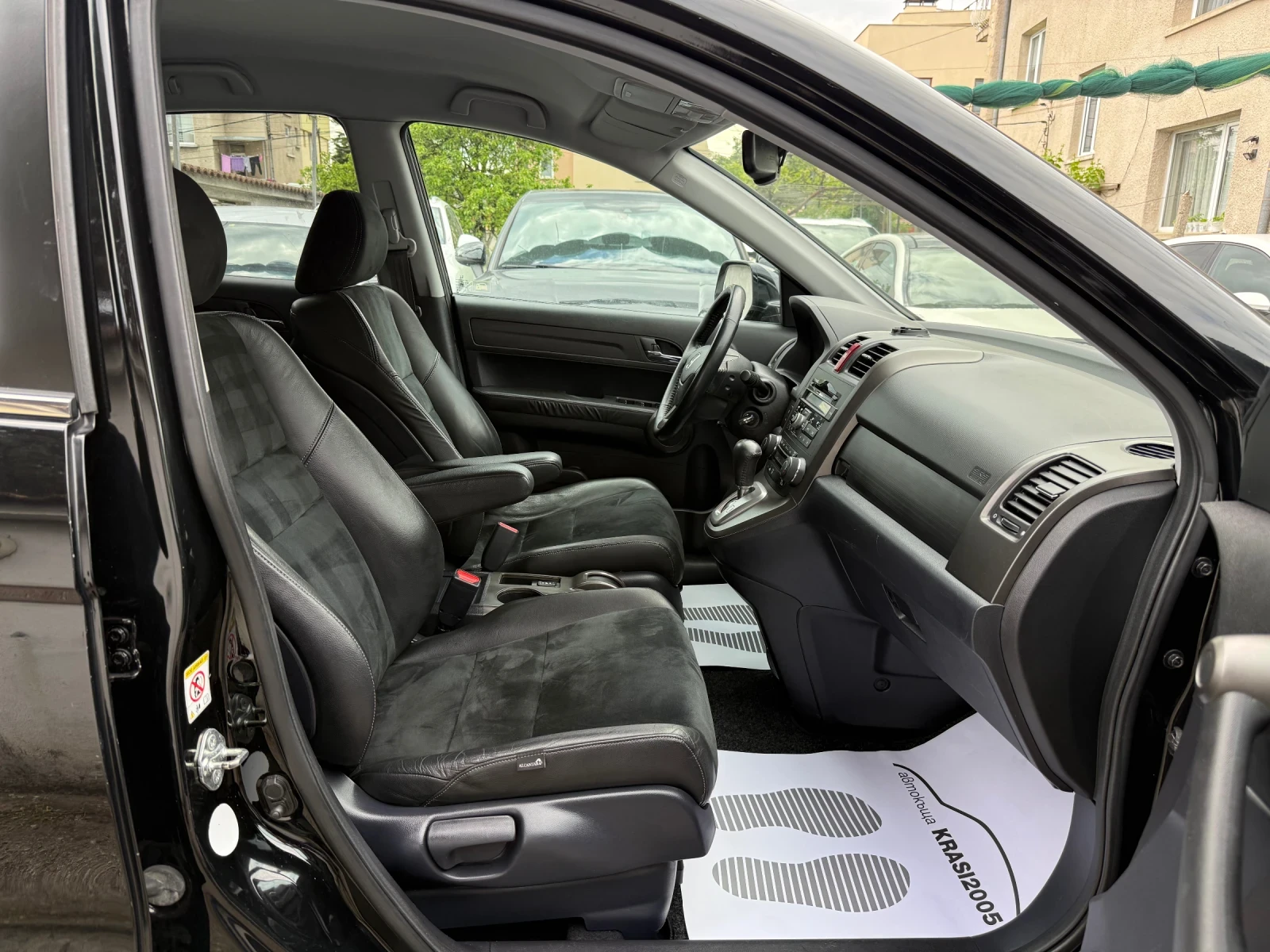 Honda Cr-v 2.2i-DTEC 150HP FACELIFT AUTOMATIC XENON, снимка 13 - Автомобили и джипове - 54588088