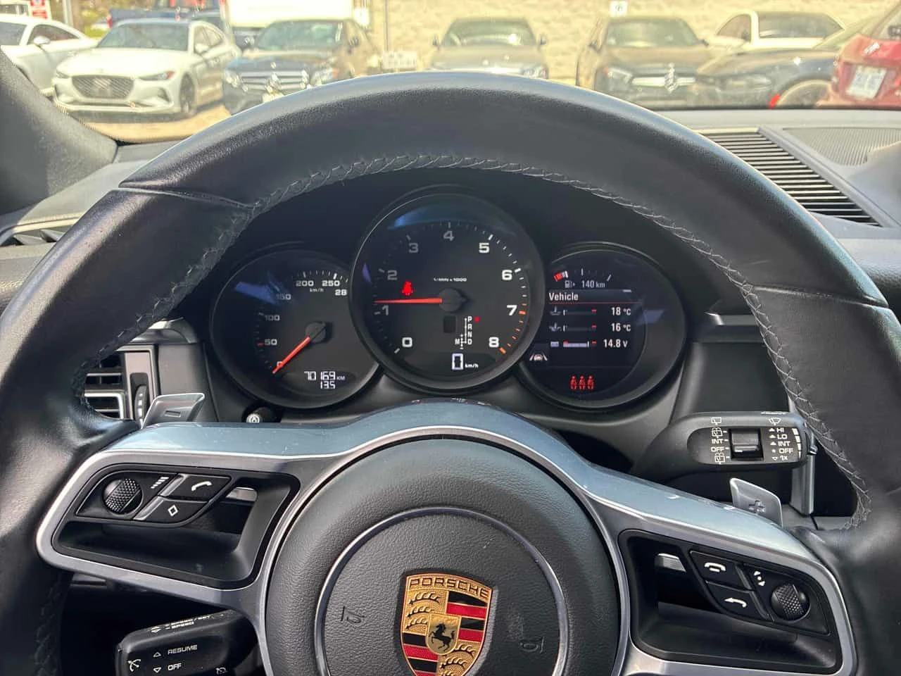 Porsche Macan * AWD * CARFAX * ПОДГРЕВИ * ПАНО * KEYLESS, снимка 8 - Автомобили и джипове - 54775296