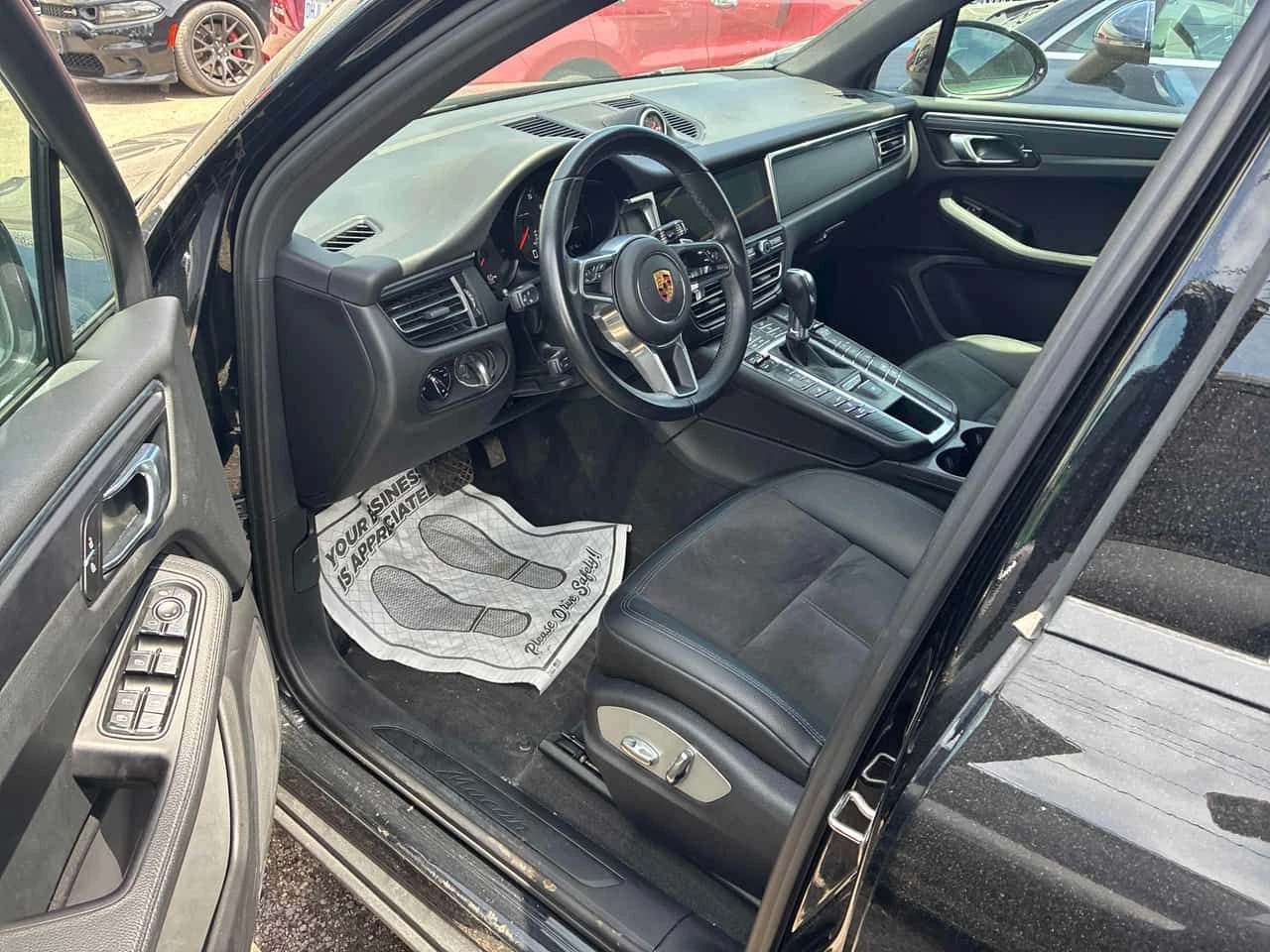 Porsche Macan * AWD * CARFAX * ПОДГРЕВИ * ПАНО * KEYLESS, снимка 5 - Автомобили и джипове - 54775296
