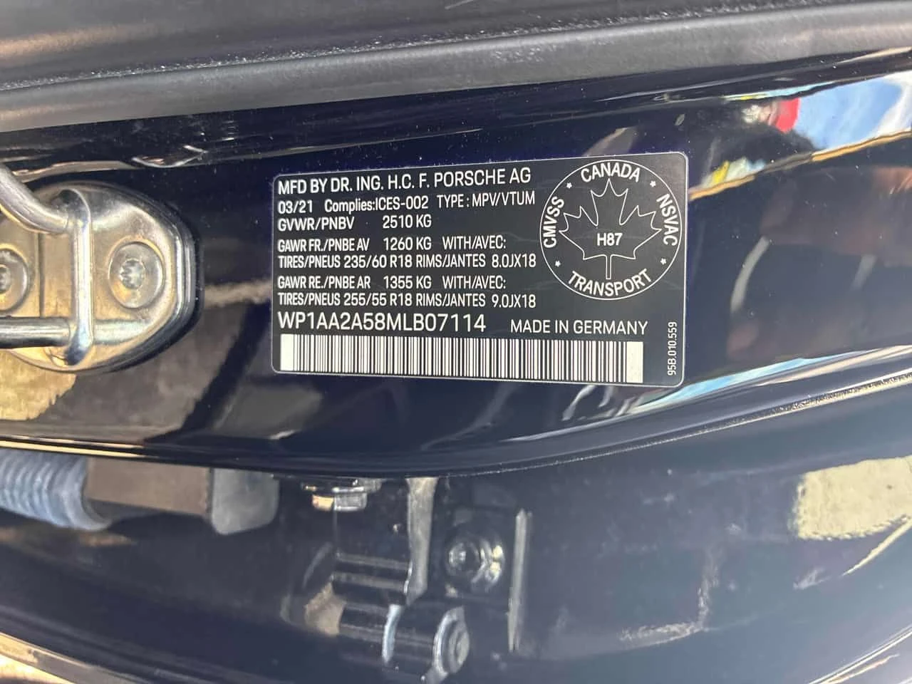 Porsche Macan * AWD * CARFAX * ПОДГРЕВИ * ПАНО * KEYLESS, снимка 13 - Автомобили и джипове - 54775296