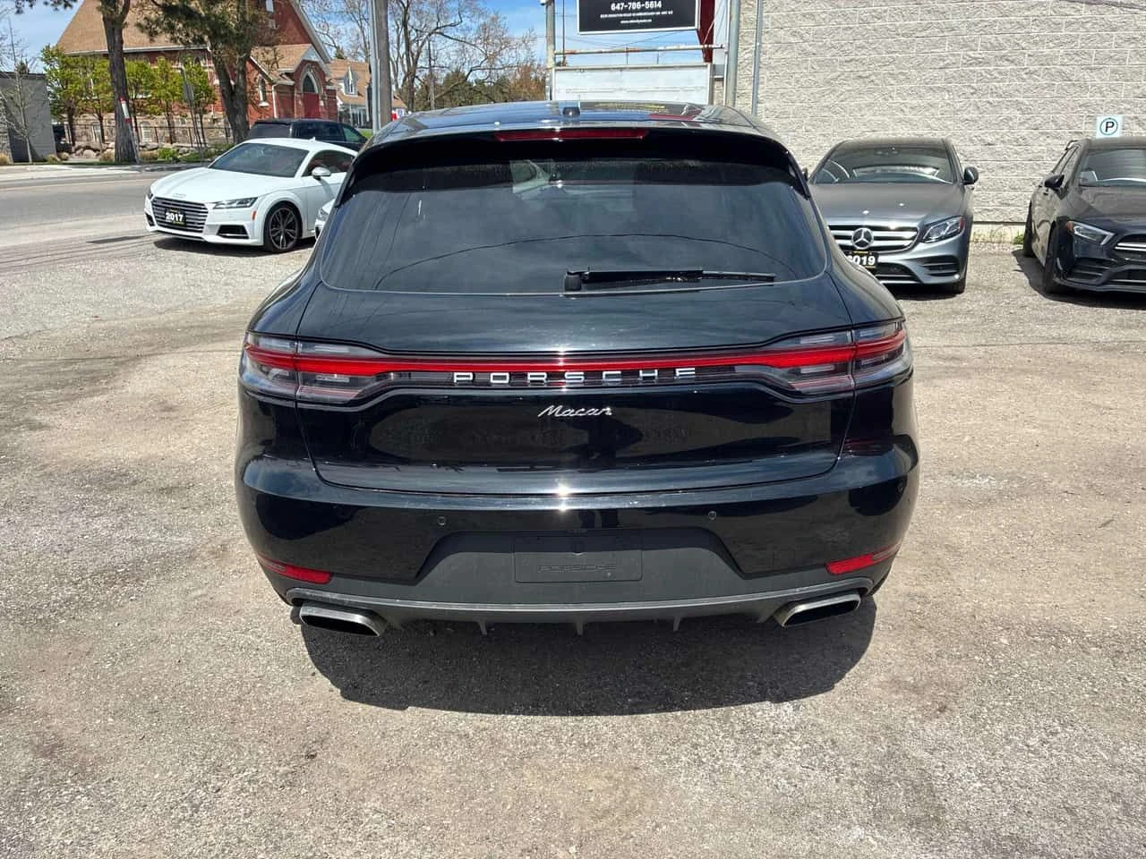 Porsche Macan * AWD * CARFAX * ПОДГРЕВИ * ПАНО * KEYLESS, снимка 17 - Автомобили и джипове - 54775296