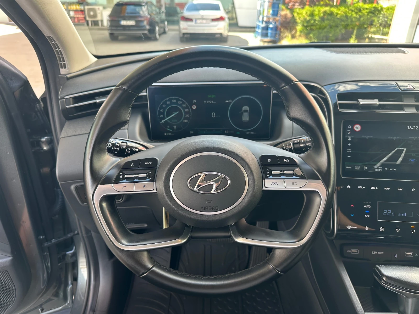 Hyundai Tucson 1.6 CRDI MILD HYBRID, снимка 9 - Автомобили и джипове - 54979262