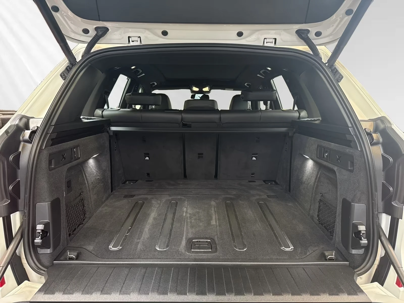 BMW X5 40d / xDRIVE / M SPORT / HUD / 360 / H&K, снимка 15 - Автомобили и джипове - 55523743