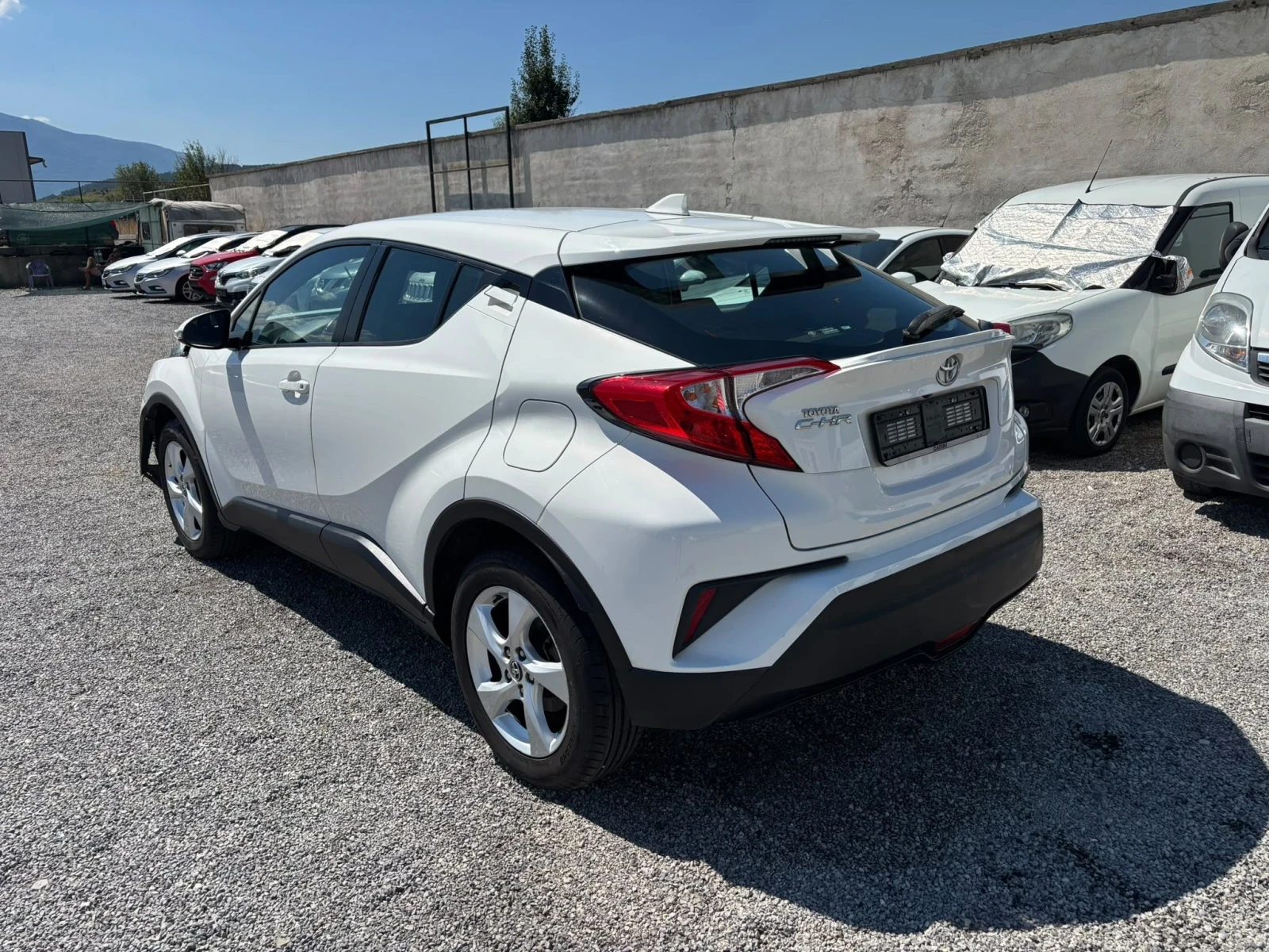Toyota C-HR 1.2i | Mobile.bg � ����������� 4