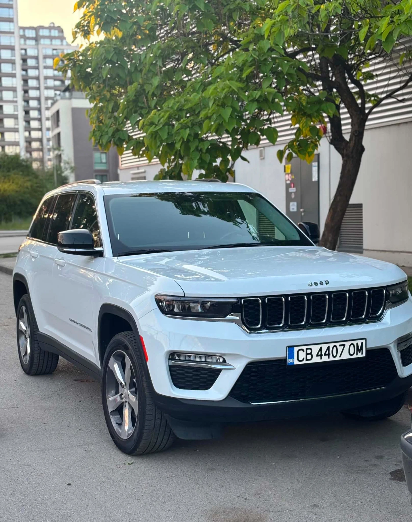 Jeep Grand cherokee 3.6L V6, снимка 3 - Автомобили и джипове - 55678008