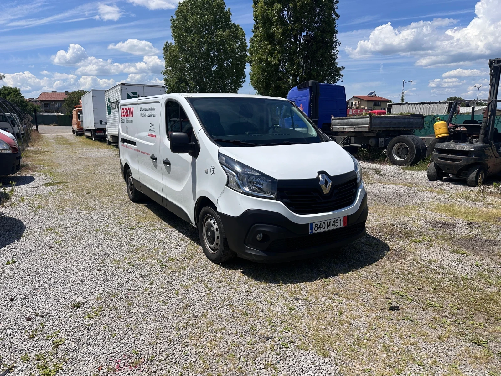 Renault Trafic, снимка 2 - Бусове и автобуси - 54944407
