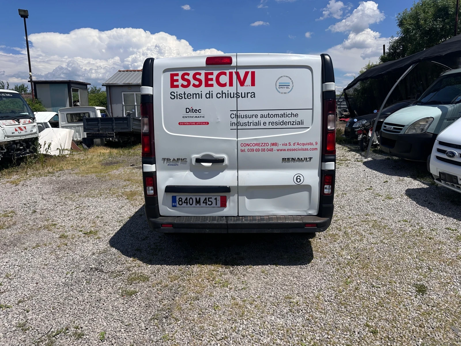 Renault Trafic, снимка 4 - Бусове и автобуси - 54944407