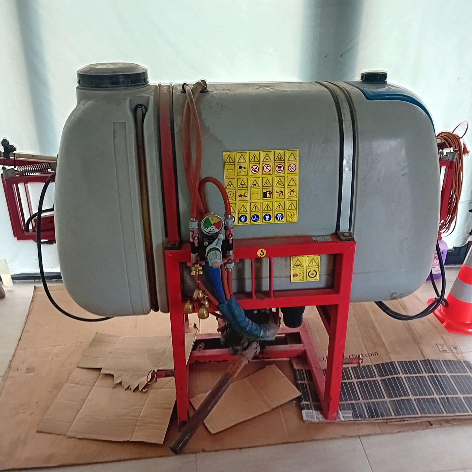 Трактор Владимировец, снимка 8 - Селскостопанска техника - 53713689