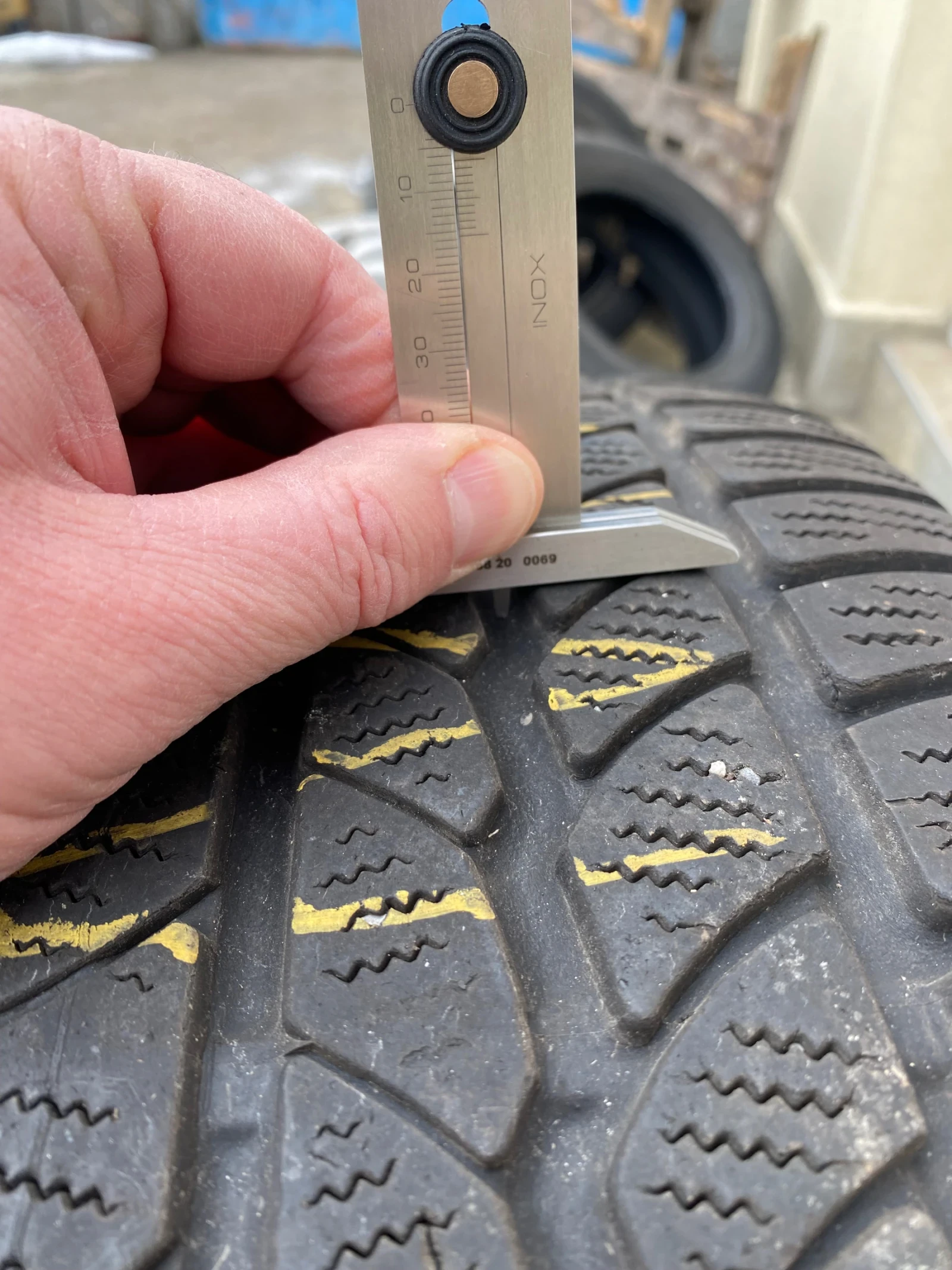 ���� � ������ 265/60R18 �� Nissan Navara | Mobile.bg � ����������� 14