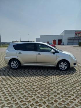 Toyota Corolla verso, снимка 3