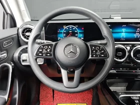 Mercedes-Benz A 200 Hatchback, снимка 13