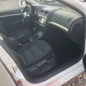 Skoda Octavia 2.0TDI-НАВИГАЦИЯ, снимка 14