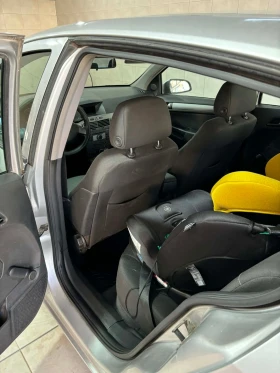 Opel Astra Обслужена!! - 1900 € / 3716.08 лв. - 55013899 6