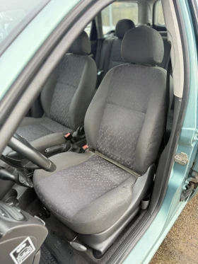 Ford Focus 1.6 Климатик Регистриран - 970 € / 1897.16 лв. - 81463836 11