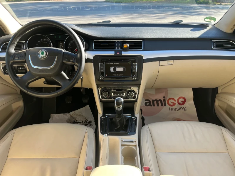 Skoda Superb 2.0TDI 170kc.4x4, снимка 11 - Автомобили и джипове - 47676354