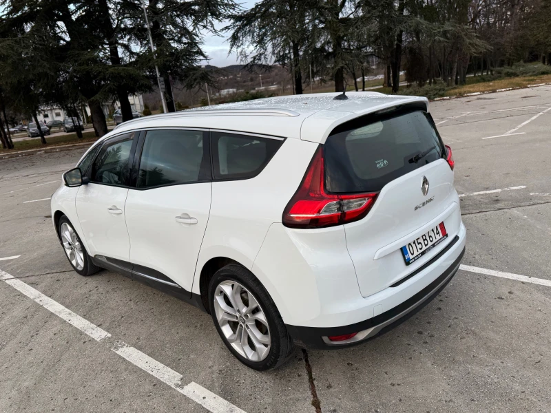 Renault Grand scenic 6+ 1///Key-Less///Top, снимка 6 - Автомобили и джипове - 48298569