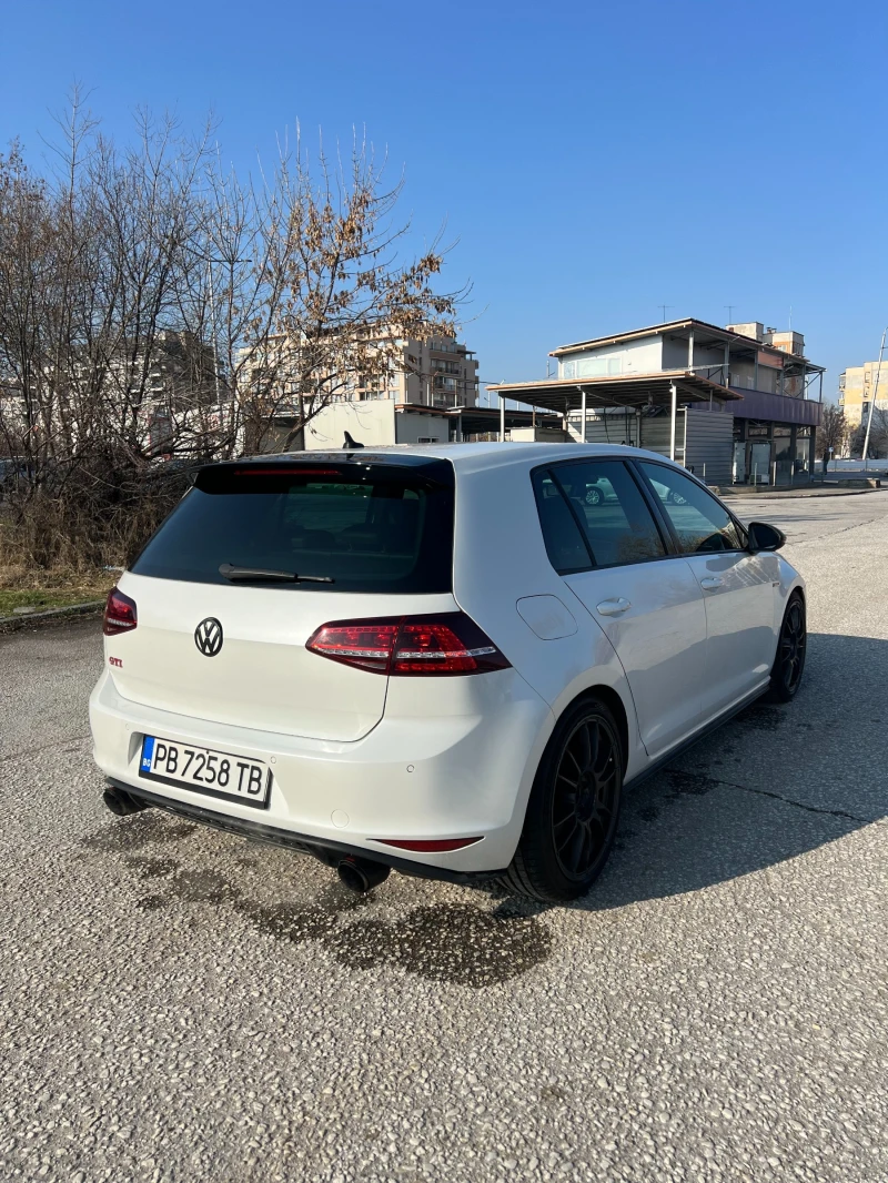 VW Golf 7 GTI, снимка 3 - Автомобили и джипове - 49026163