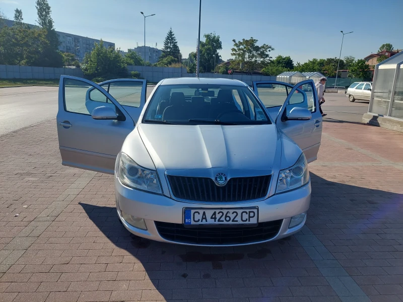 Skoda Octavia 1.6TDI, снимка 5 - Автомобили и джипове - 52404331