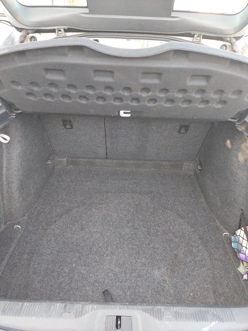 Skoda Octavia 1.6TDI, снимка 16 - Автомобили и джипове - 52404331