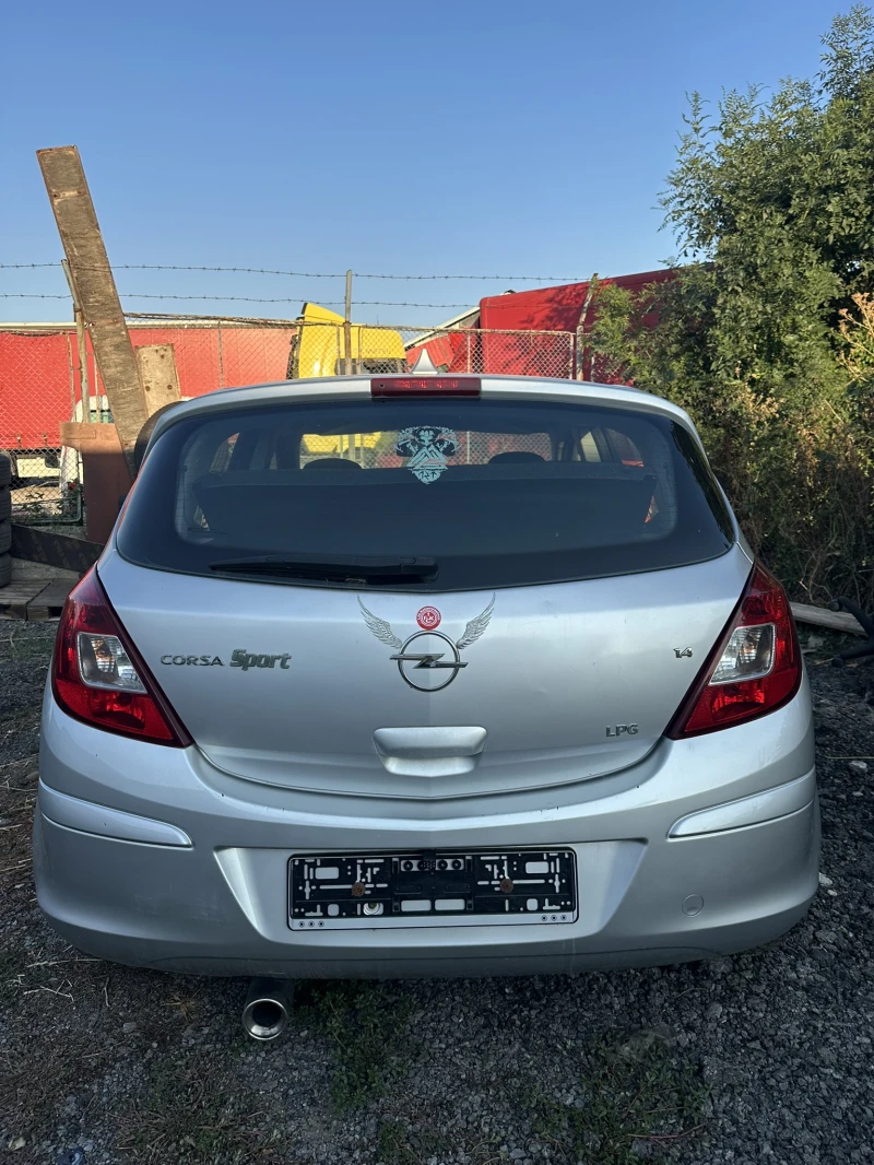 Opel Corsa 1.4 90 ГАЗ, снимка 3 - Автомобили и джипове - 52700180