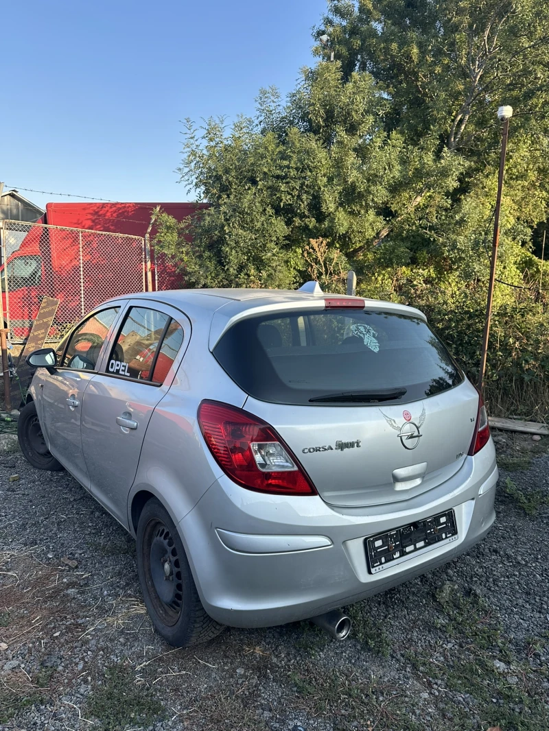 Opel Corsa 1.4 90 ГАЗ, снимка 2 - Автомобили и джипове - 52700180