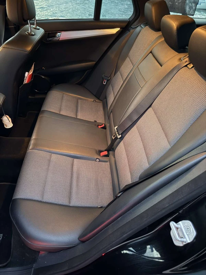Mercedes-Benz C 350 AMG / 4Matic, снимка 14 - Автомобили и джипове - 52588488