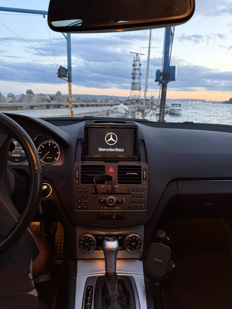 Mercedes-Benz C 350 AMG / 4Matic, снимка 10 - Автомобили и джипове - 52588488