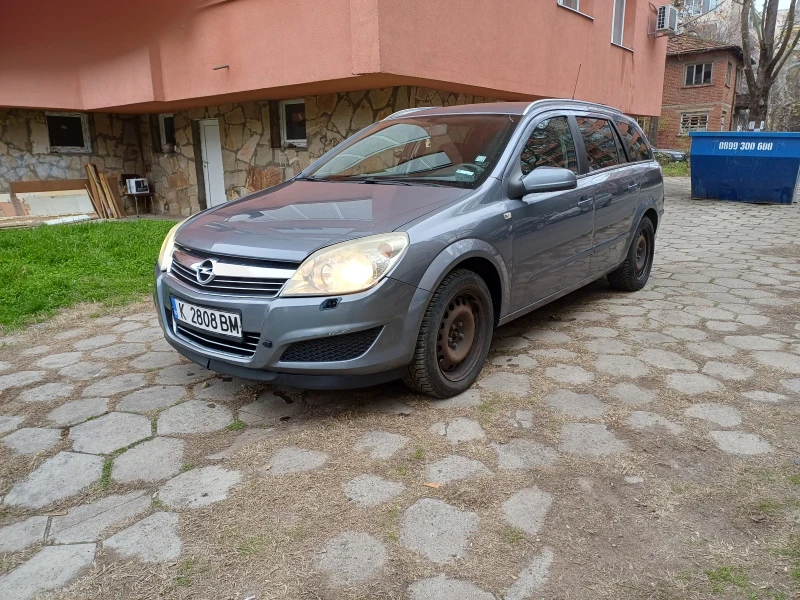 Opel Astra 1.9 CDTI, снимка 3 - Автомобили и джипове - 52865947
