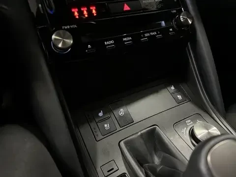 Lexus IS 350 PODGREV / SHIBIDAH / CARFAX, снимка 9 - Автомобили и джипове - 55192881