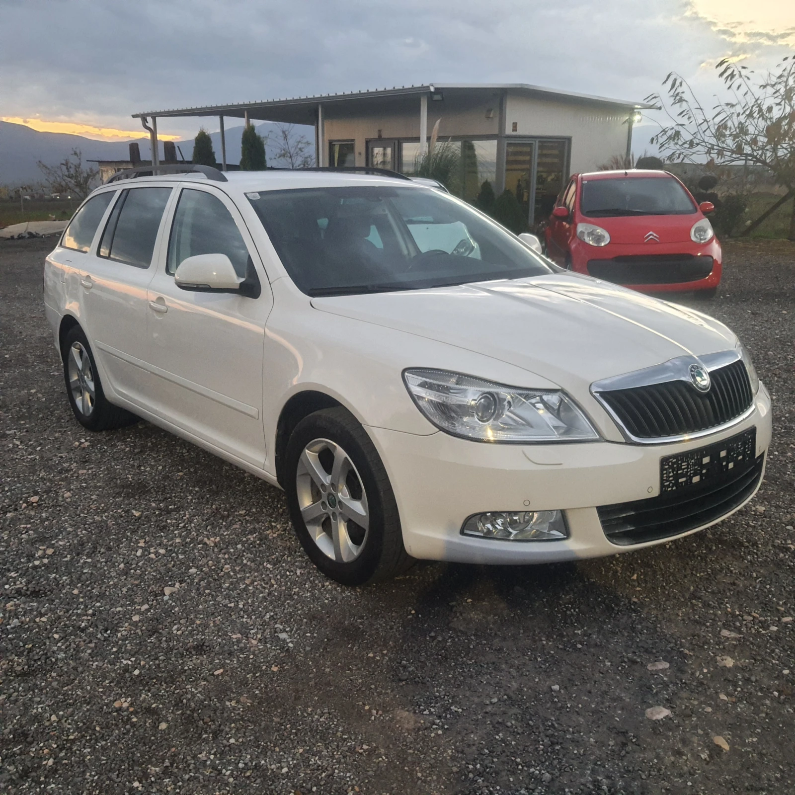 Skoda Octavia 2.0TDI-НАВИГАЦИЯ, снимка 1