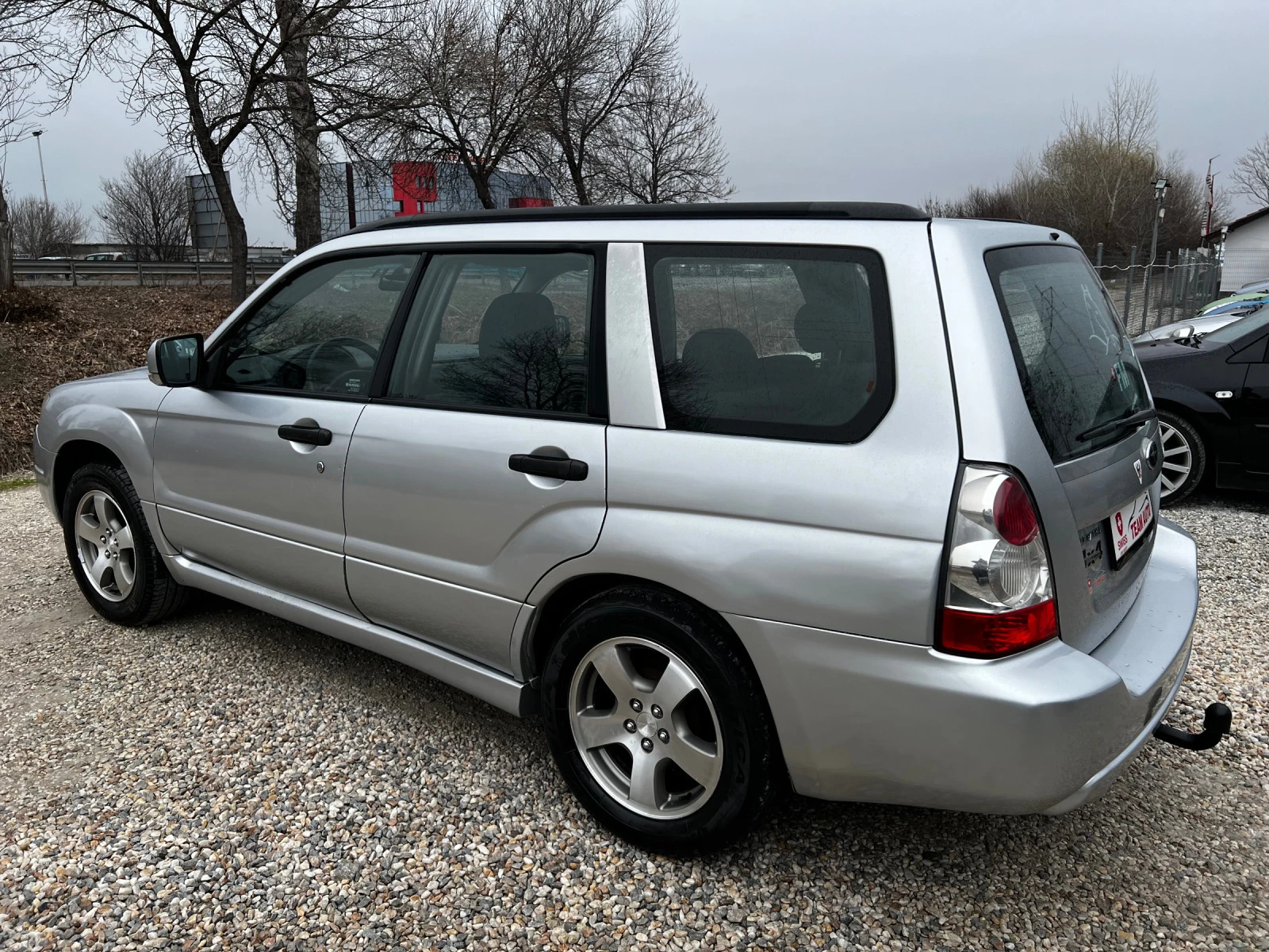 Subaru Forester 2.0i AUTOMATIK  - изображение 5