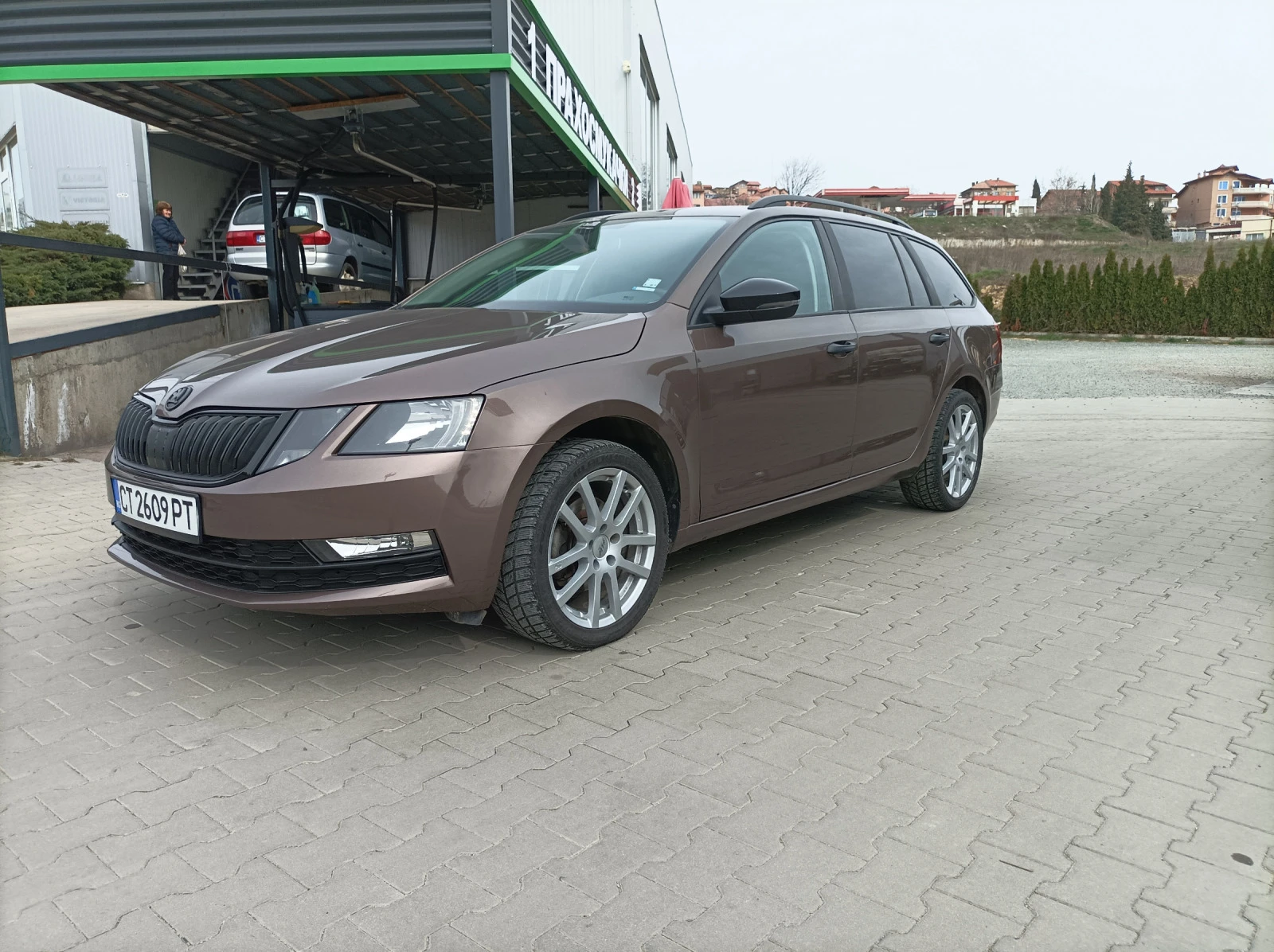 Skoda Octavia БЕНЗИН 1.5 150 автомат 100 000 реални км 2018 - изображение 3