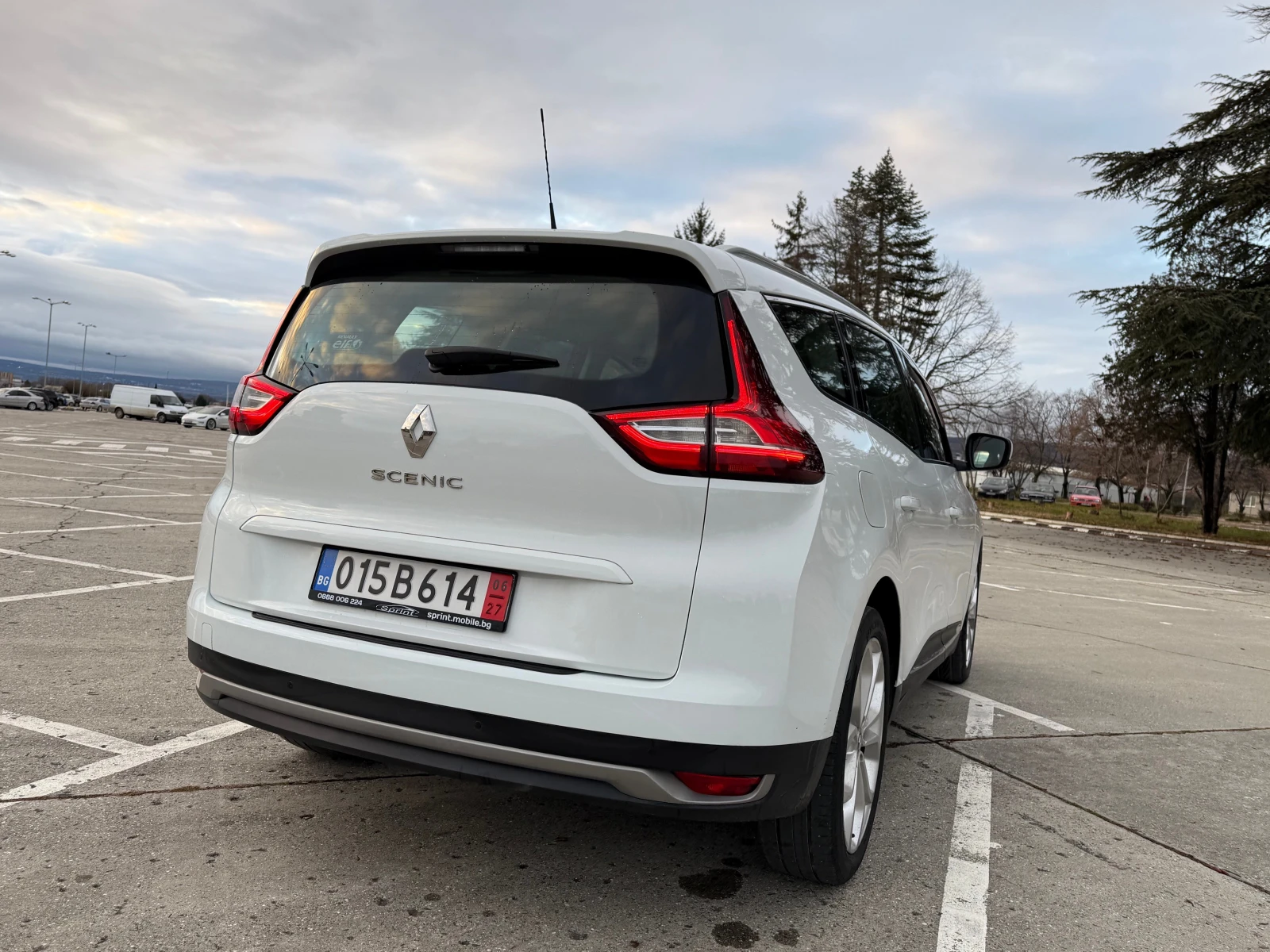 Renault Grand scenic 6+ 1///Key-Less///Top - изображение 8