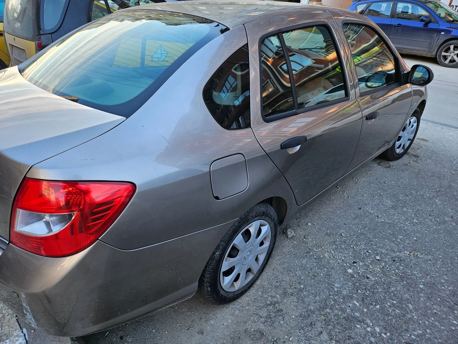 Renault Clio 1.4, 16V Symbol - изображение 6