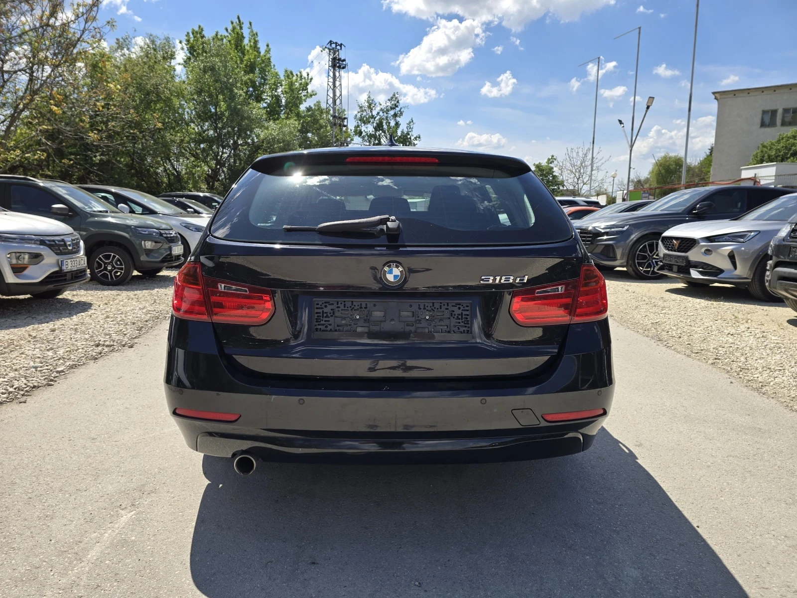 BMW 318 2.0d 143к.с Топ състояние  - изображение 6