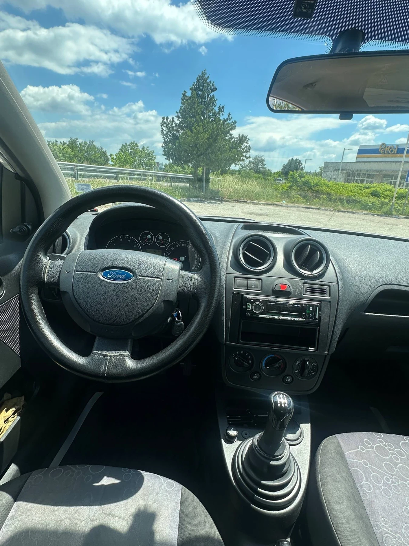 Ford Fiesta  - изображение 7