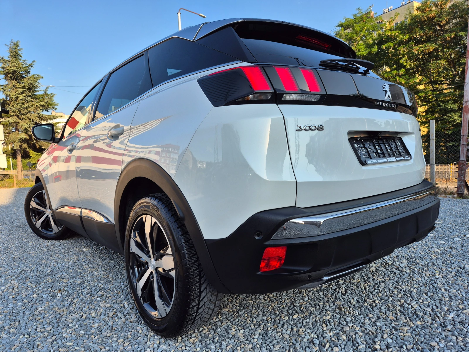 Peugeot 3008 1.5 HDI -GT-KEYLESS-DISTRONIK-PANORAM-LANE ASSIST - изображение 4
