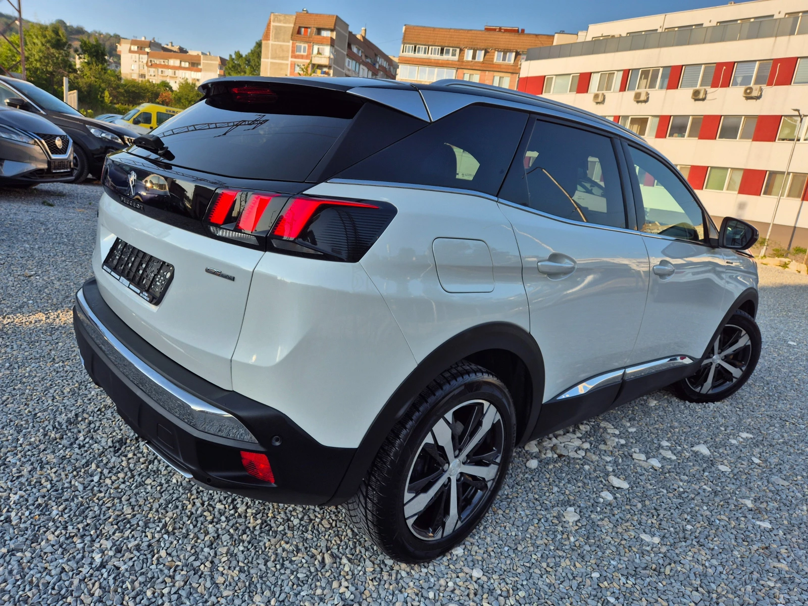 Peugeot 3008 1.5 HDI -GT-KEYLESS-DISTRONIK-PANORAM-LANE ASSIST - изображение 2