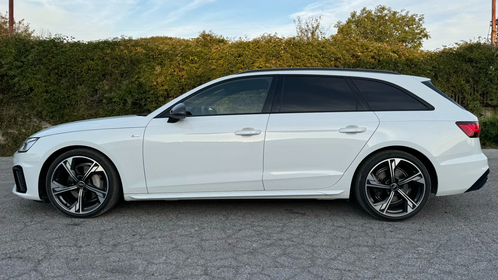 Audi A4 AVANT/40TDI/S-LINE/MATRIX/NAVI/CAM/ - изображение 2