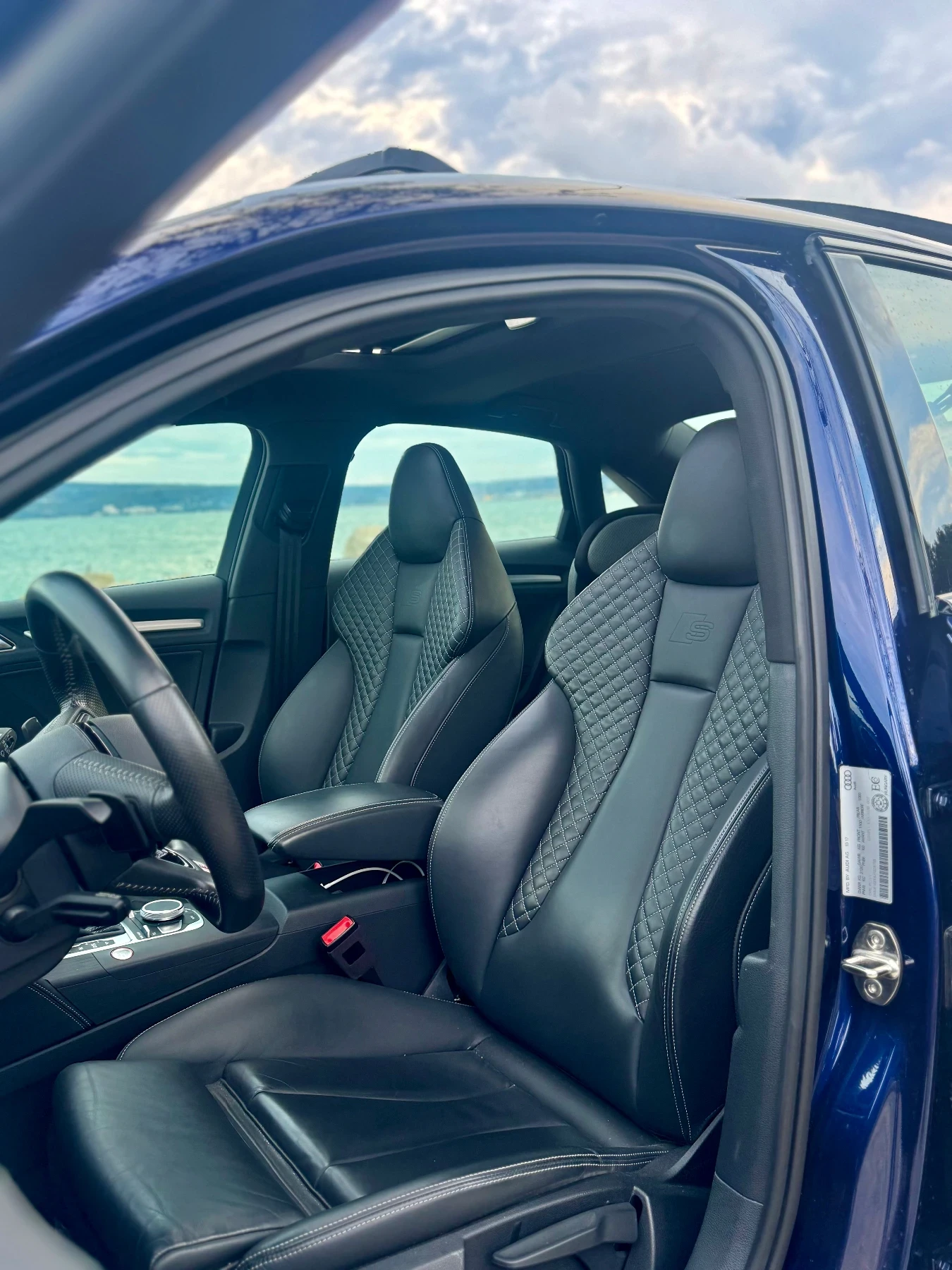 Audi S3 | Mobile.bg   11