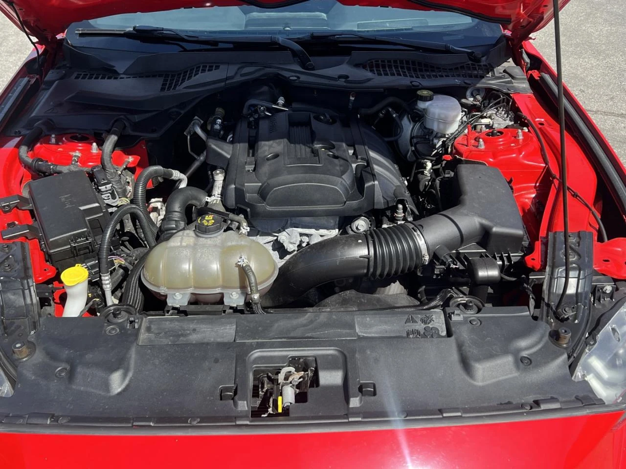 Ford Mustang 2.3 Ecoboost / 10 SPD AT / Facelift | Mobile.bg   14