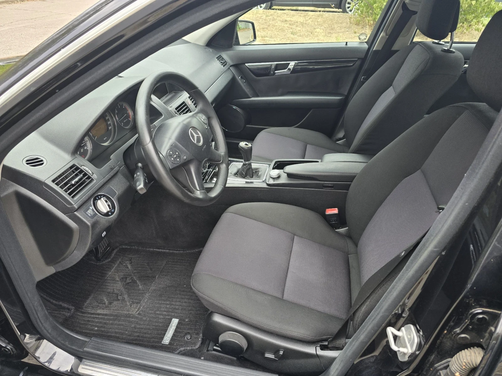 Mercedes-Benz C 200 200CDI/6 СКОРОСТИ/ИТАЛИЯ/ФЕЙСЛИФТ - изображение 9